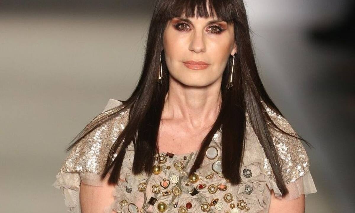 Η Κάτια Νικολαΐδου στα 57 είναι πιο fit από ποτέ (photos)