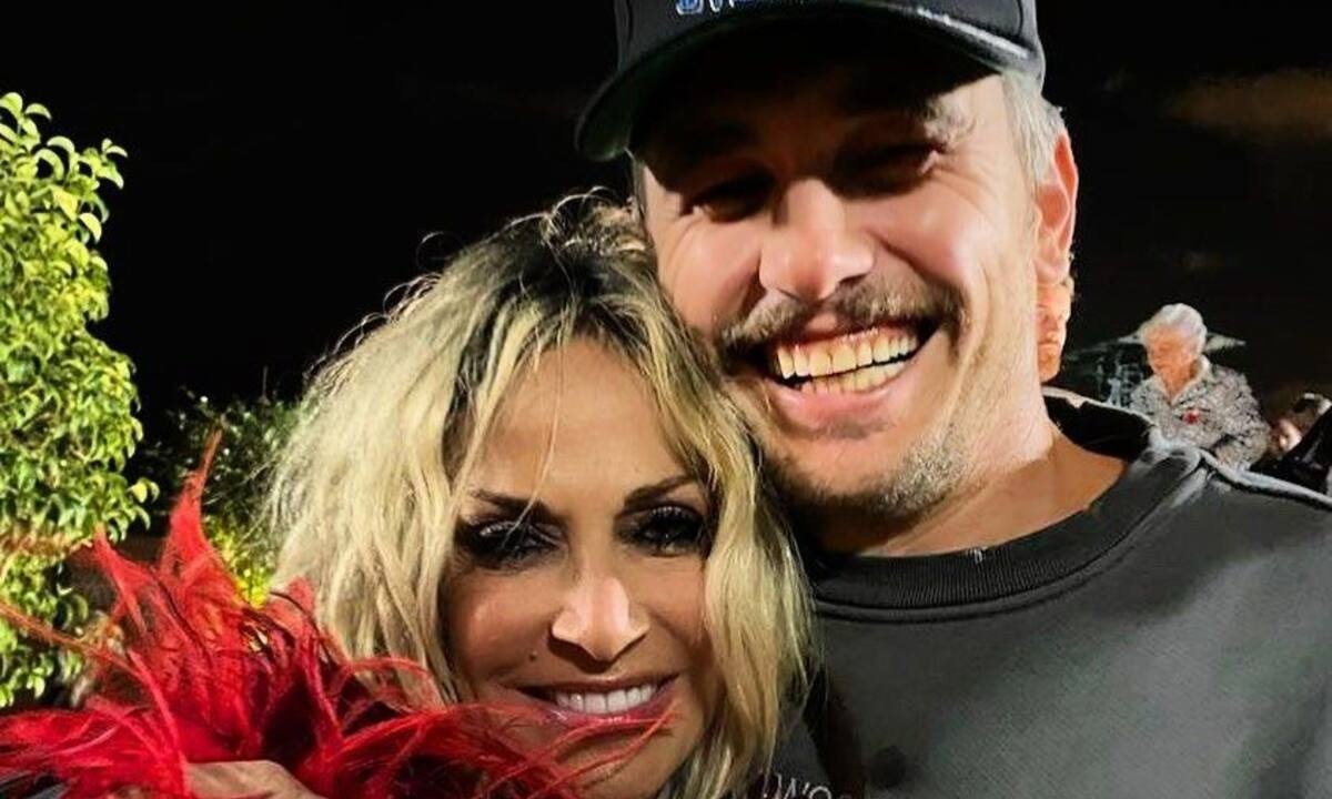 Υπερπαραγωγή! Πλάνα από τη βίλα της Άννας Βίσση στην Εκάλη