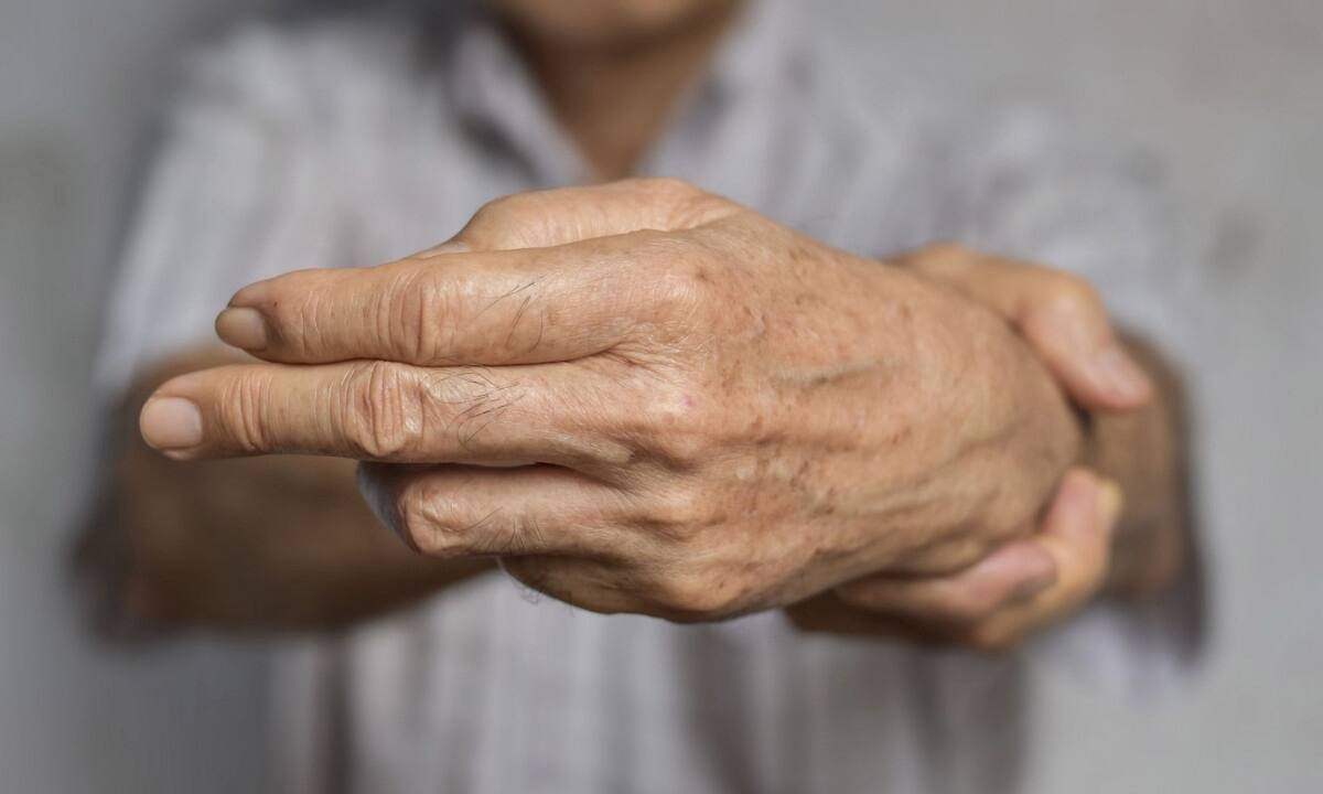 Δυναπενία: Η απώλεια της μυϊκής δύναμης και ο ρόλος της βιταμίνης D