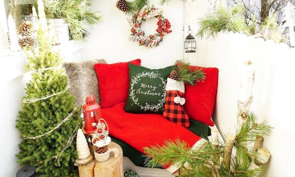 Χριστουγεννιάτικη διακόσμηση μπαλκονιού απίθανες ιδέες