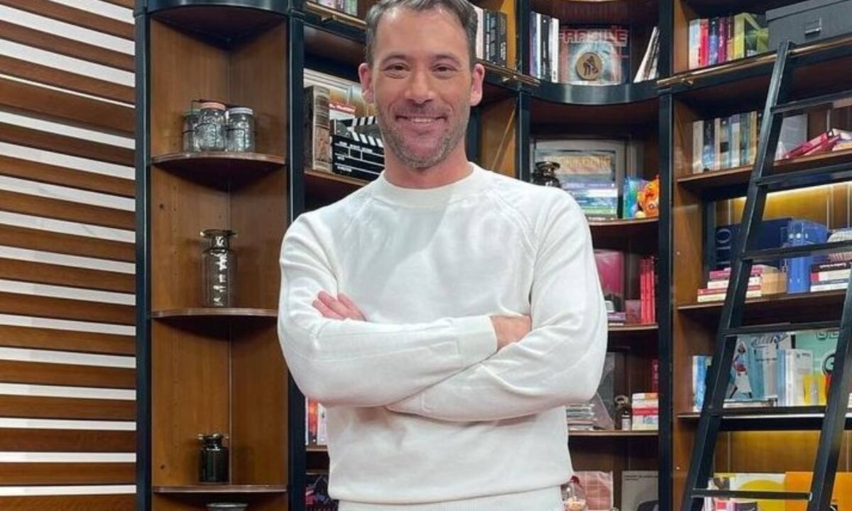 To μήνυμα του Αλμπάνη & το τρολάρισμα στον Παπακαλιάτη