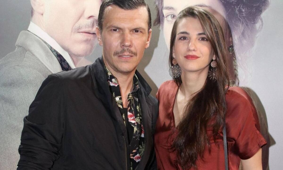 «Ε ναι»: Τα σχόλια στην πρώτη κοινή φωτό Παπαζήση-Παντούση