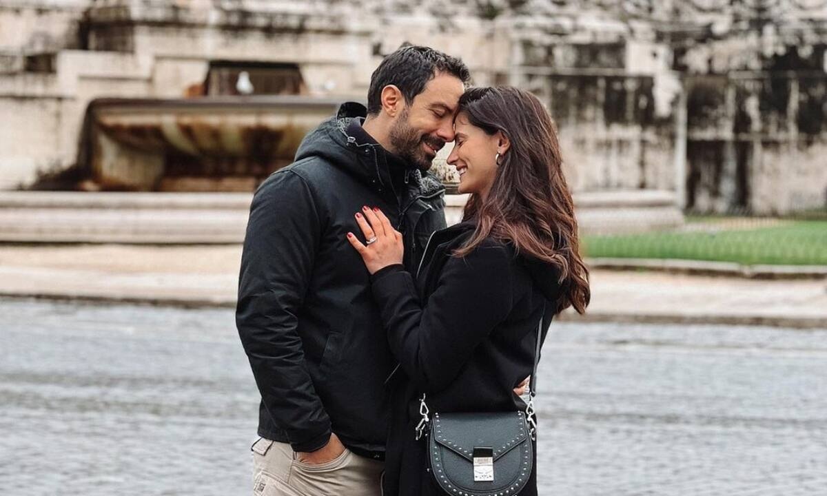 Το πρόβλημα υγείας της Χριστίνας Μπόμπα στο ταξίδι της – Τι συνέβη;