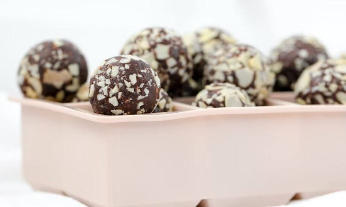 Το tip για το φαγητό στις γιορτές& το μελομακάρονο με μόνο 61 θερμίδες