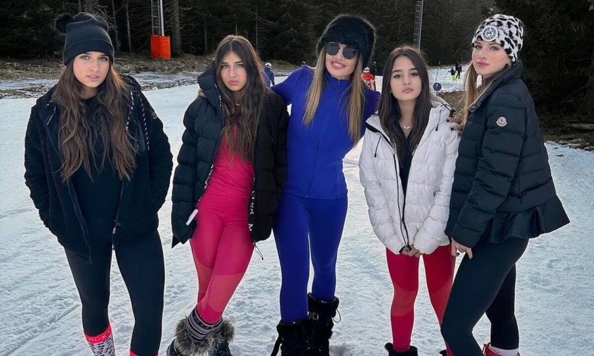 Ε. Πετρουλάκη: Εντυπωσίασε η18χρονη κόρη της- Το πάρτι υπερπαραγωγή