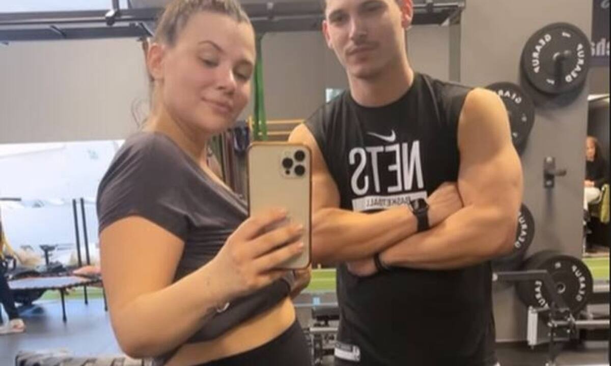 Υπέροχη! Όλες οι φωτό της Λάουρας Νάργες μετά τη γέννα