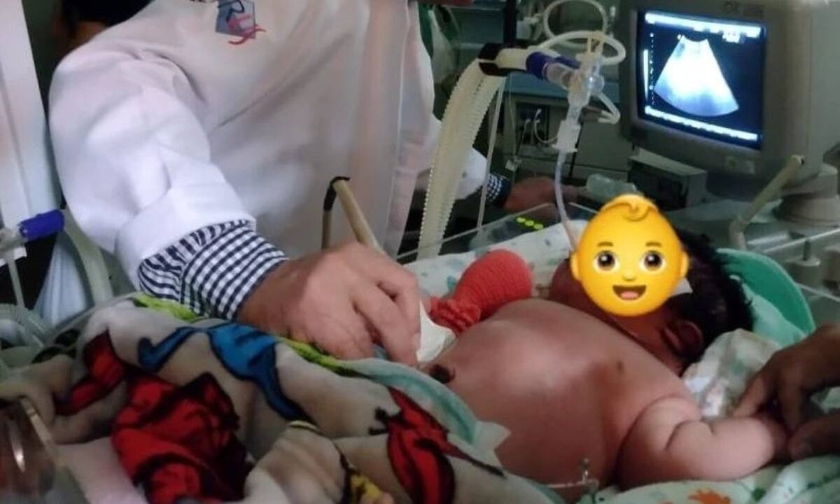 Μητέρα γέννησε μωρό που ζύγιζε πάνω από 7 κιλά