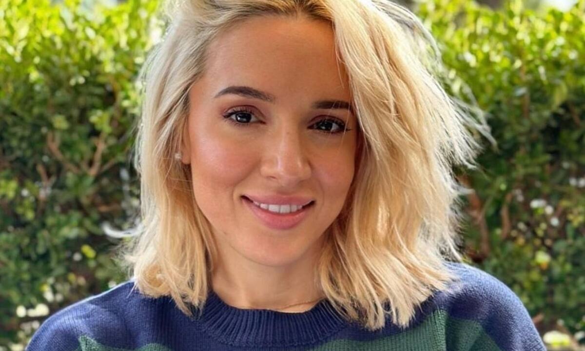 Η Καλομοίρα είχε γενέθλια αλλά δέχτηκε τα πιο τοξικά σχόλια