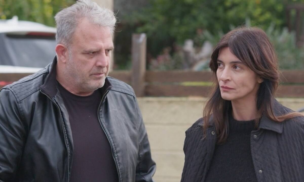 Η Γη της Ελιάς: Η Ιουλία ενημερώνει τον Στάθη για την έξαλλη ζωή της - Η επική αντίδρασή του