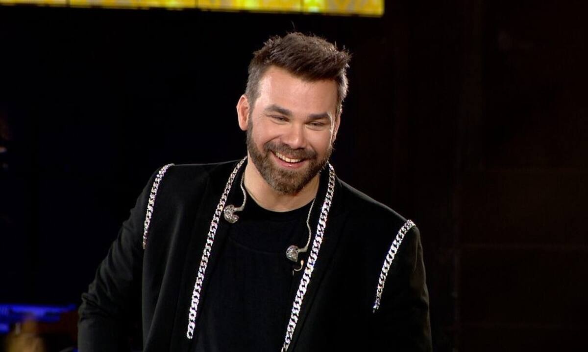 «Σπίτι με το MEGA»: Υποδέχεται με οικοδέσποινα τη Ρούλα Κορομηλά, τον Γιώργο Σαμπάνη