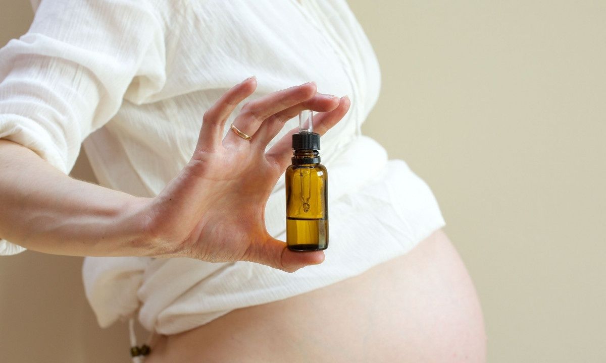 Ποια αιθέρια έλαια μπορείτε να χρησιμοποιήσετε στην εγκυμοσύνη