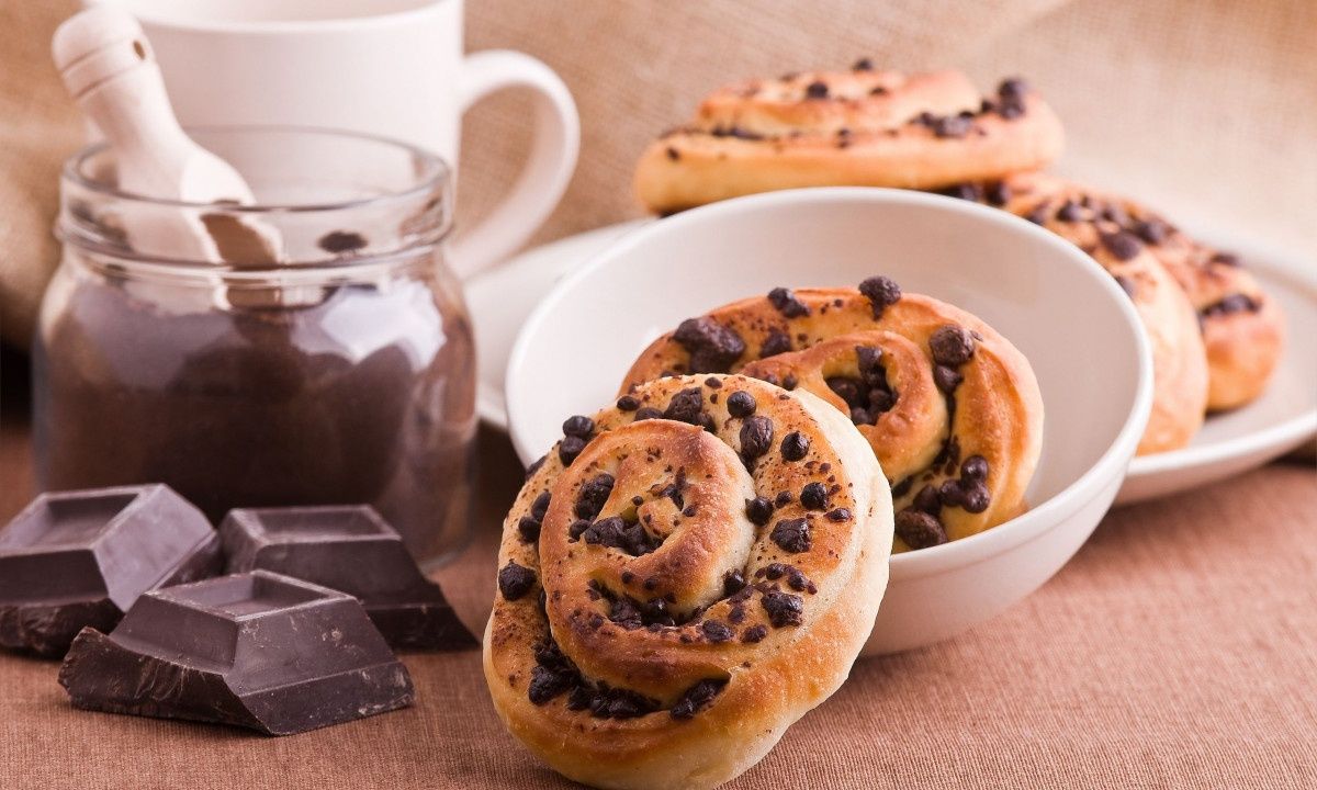 Εύκολα μπριός με κομματάκια σοκολάτας