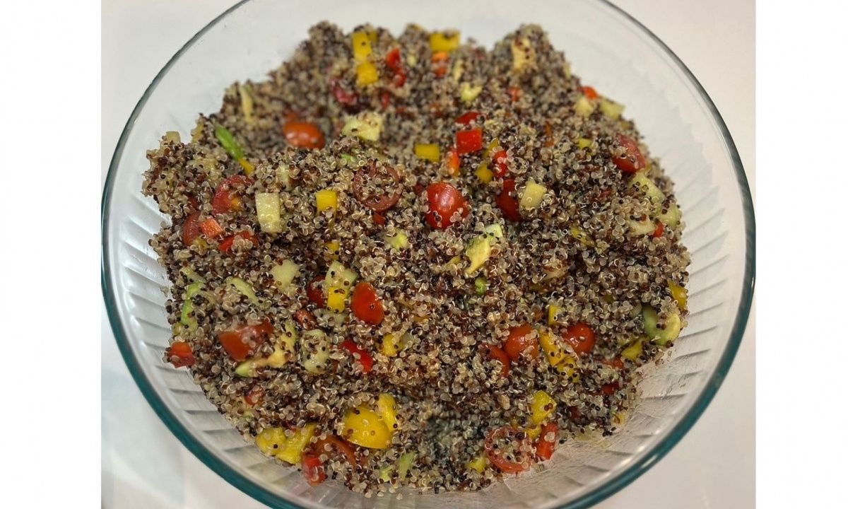 Συνταγή για Κινόα με λαχανικά: Το πιο healthy εύκολο γεύμα - Γράφει η Majenco