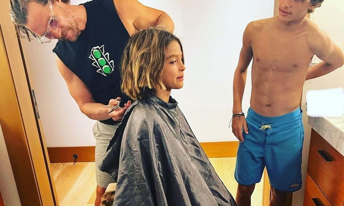 O Matthew McConaughey είναι ο καλύτερος μπαμπάς και οι γιοι του είναι κλώνοι του