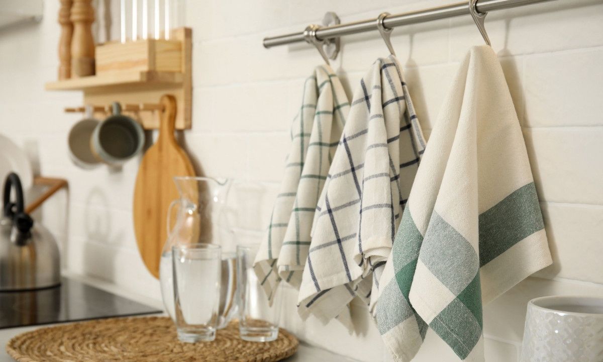 Σε ποιο σημείο δεν πρέπει να κρεμάτε τις πετσέτες κουζίνας
