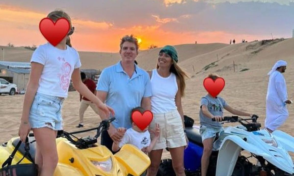 Μαριέττα Χρουσαλά: Νέα φώτο με τον σύζυγο και τα τρία τους παιδιά