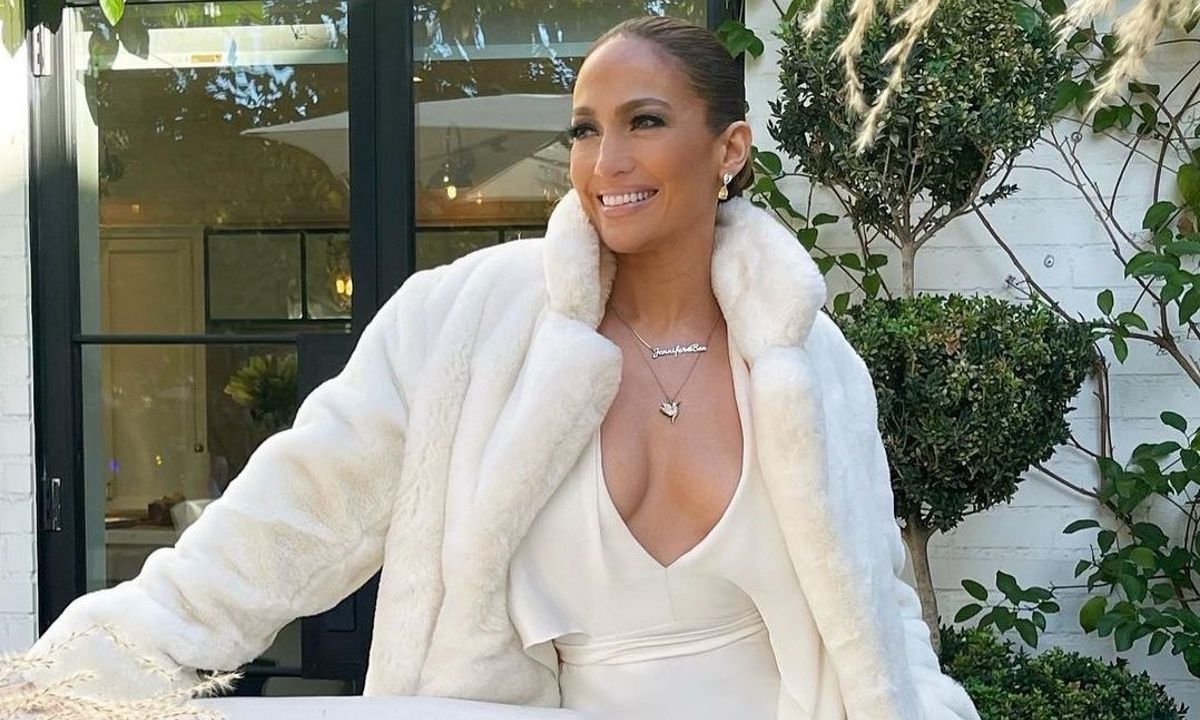 Τα πλάνα από το σπίτι που πουλά η Jennifer Lopez εντελώς ξαφνικά