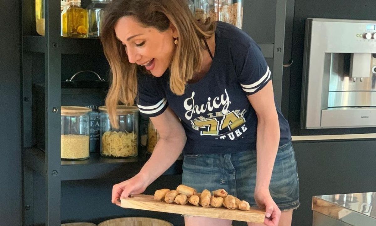 Μελίνα & Γιώργος Νικολαΐδης πρωταγωνιστούν στο Tik Tok της Βανδή