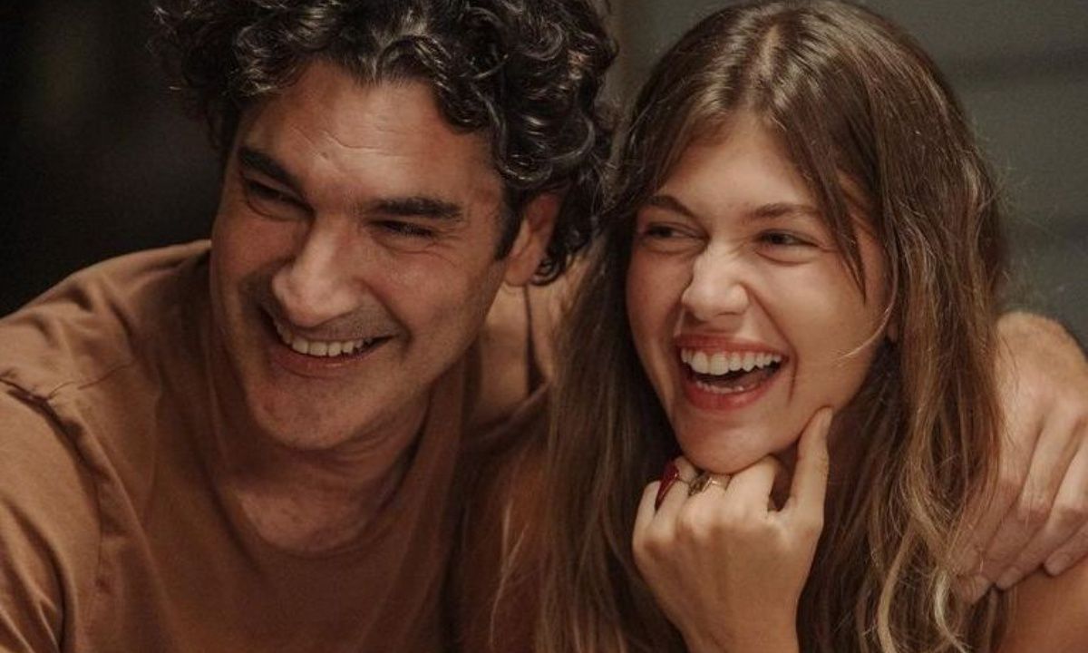 Παπακαλιάτης: Είπε ξεκάθαρα γιατί δεν μιλάει για τις σχέσεις του