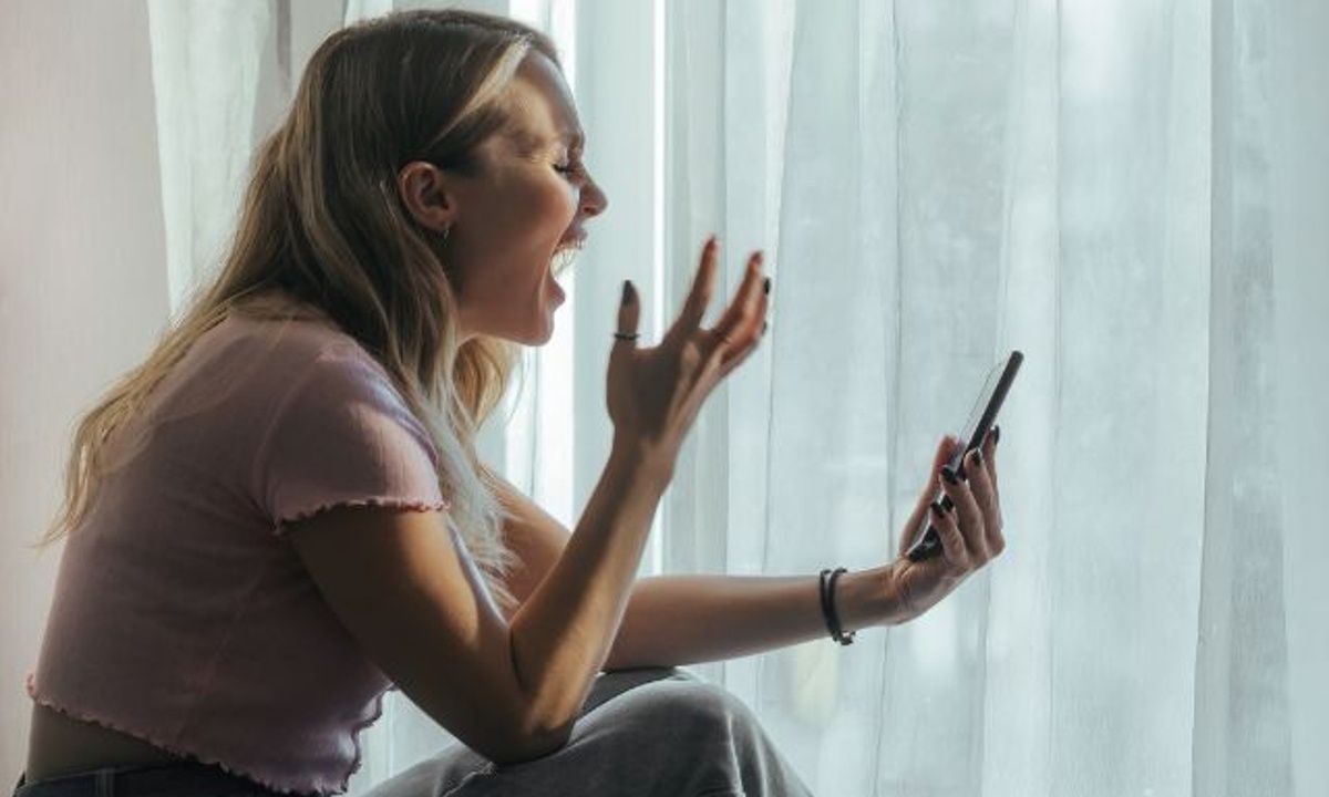 Δίδυμος, Ζυγός, Υδροχόος: Να πώς αντιδρά, όταν τα παίρνει άγρια