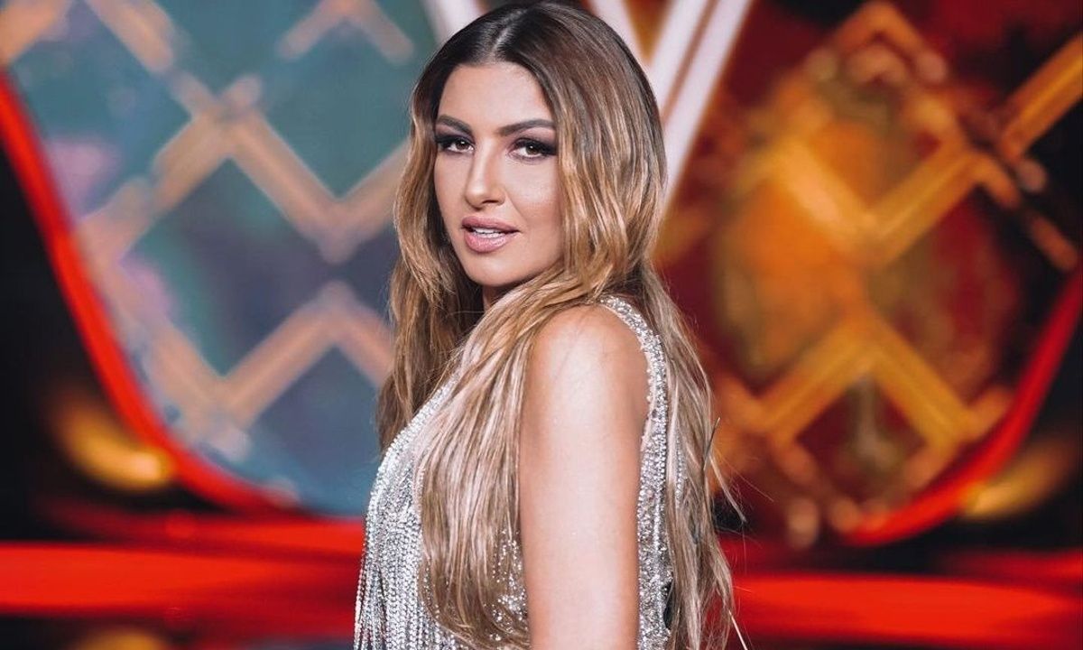 Πιο fit από ποτέ η Έλενα Παπαρίζου- Τα φορέματα με τα οποία είναι ίδια με το 2005