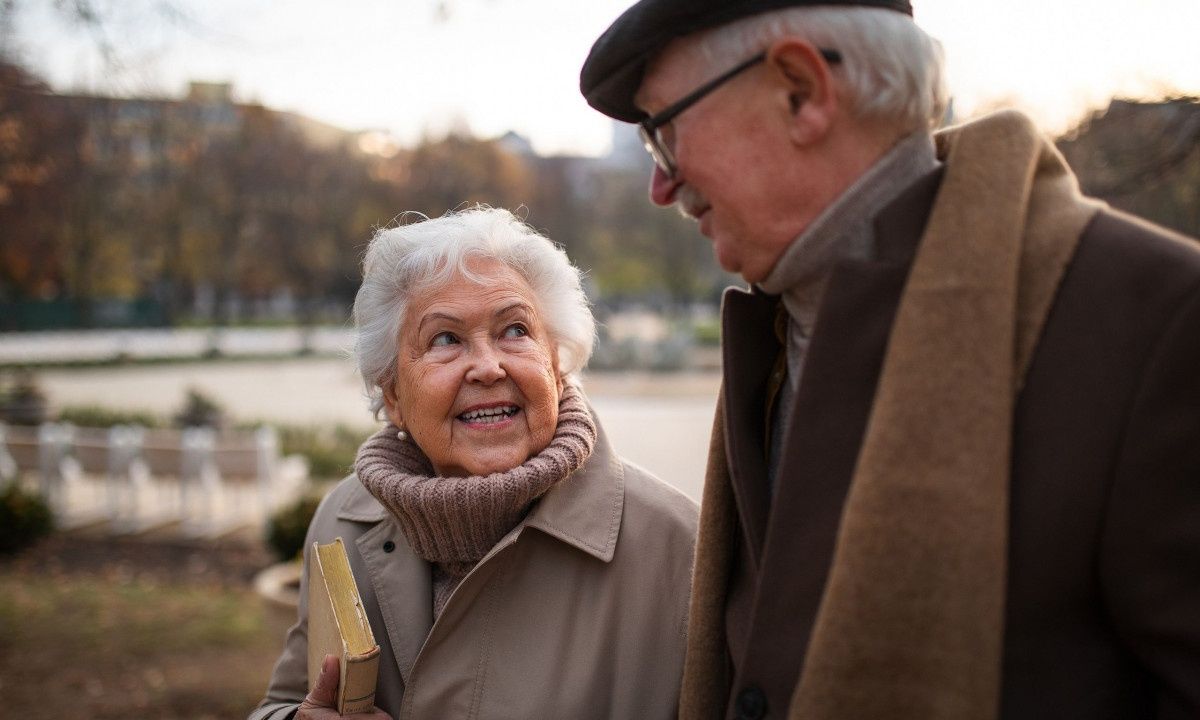 Δυσκολεύεστε να περπατάτε και να μιλάτε ταυτόχρονα; Από τι κινδυνεύετε