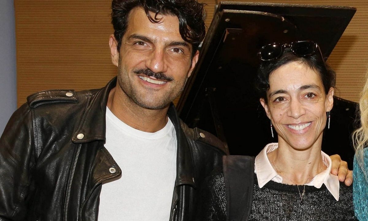 Το IQ 160 στη ζωή του Νίκου Κουρή είναι η σύζυγός του Έλενα Τοπαλίδου, το «καρδιοχτύπι» του