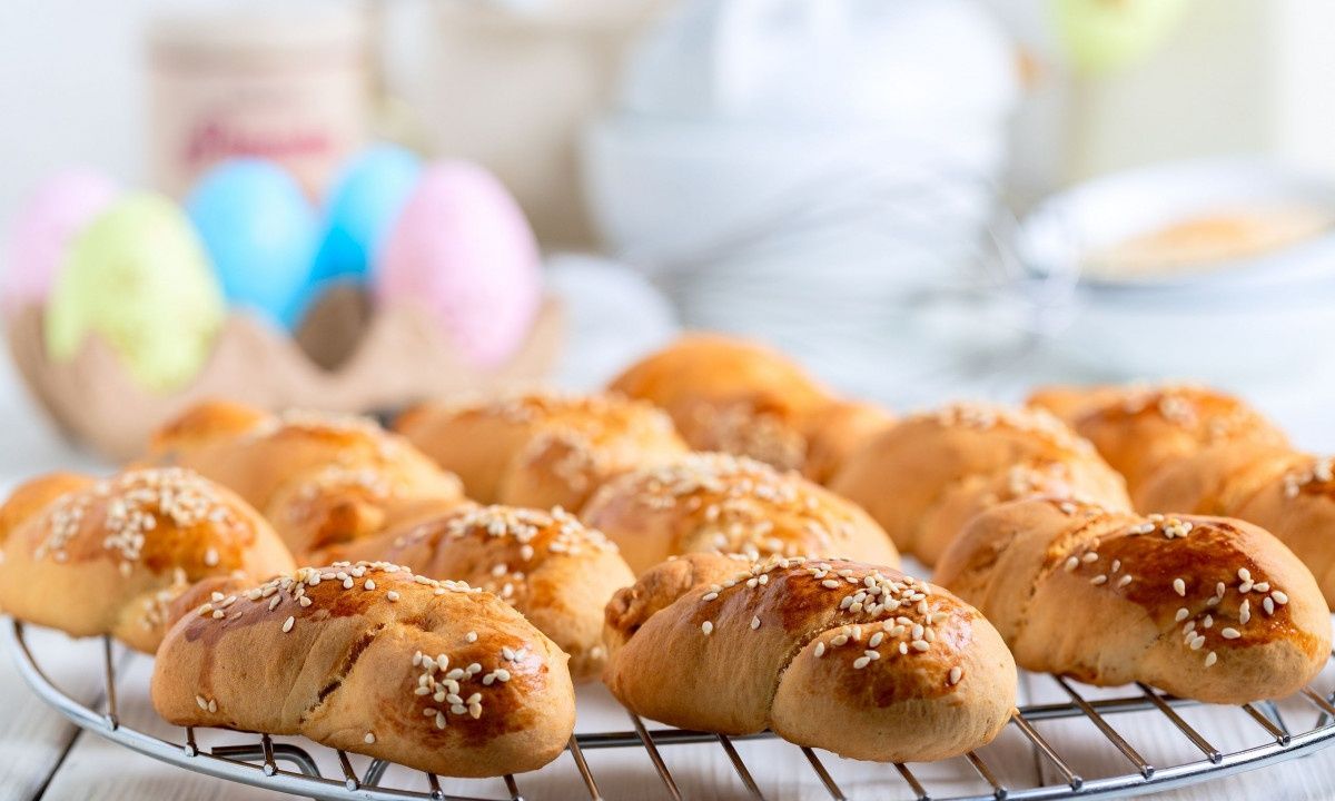 Συνταγές για κουλουράκια της Λαμπρής