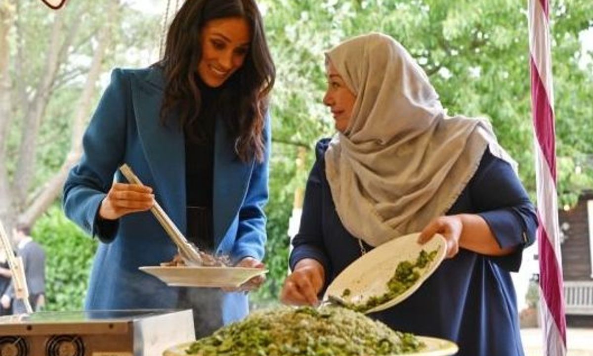 Η κρεμώδης νηστίσιμη σος ζυμαρικών της Meghan Markle με τρία υλικά μόνο