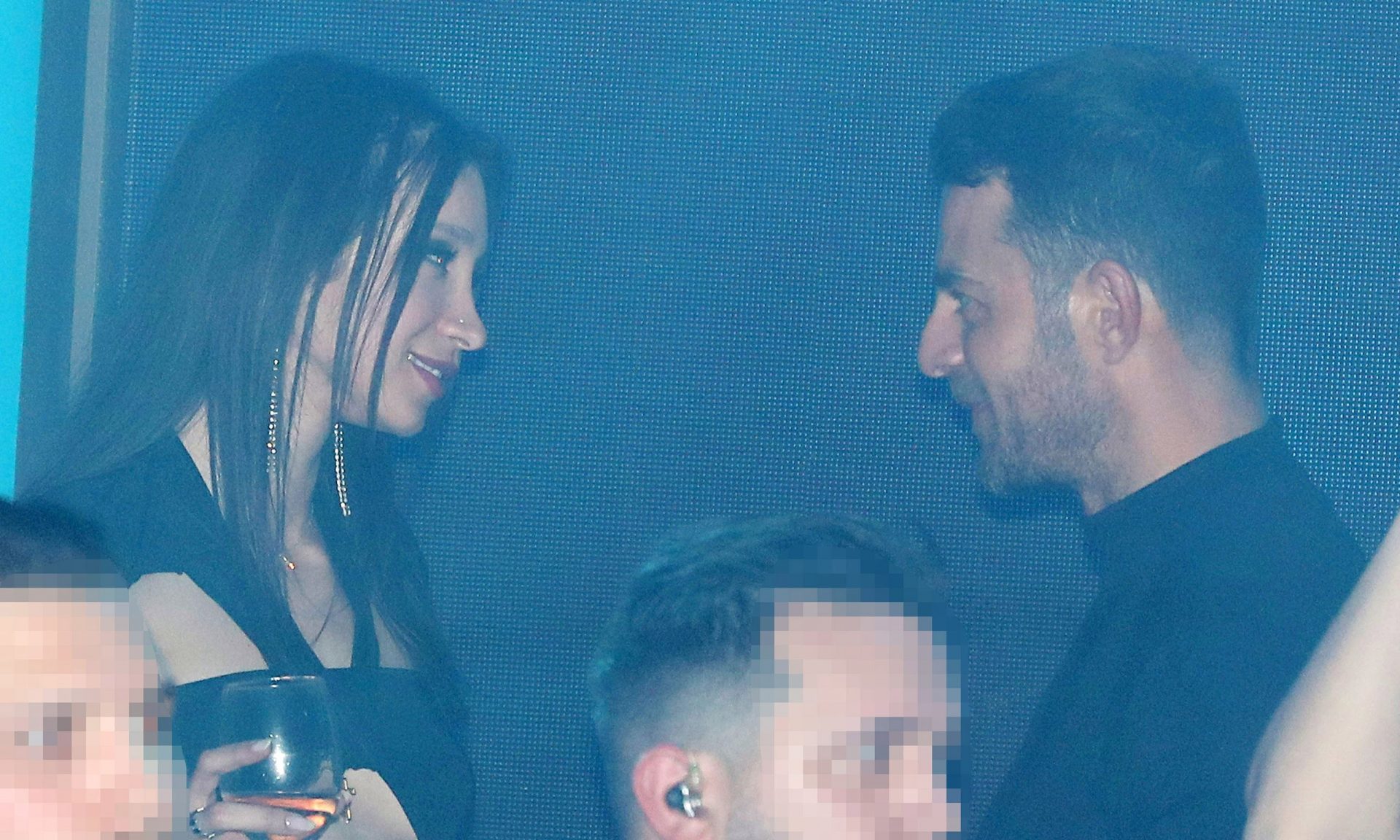 Γιώργος Αγγελόπουλος και Δήμητρα Βαμβακούση δεν κρύβονται πια - Φουλ ερωτευμένοι σε βραδινή έξοδο