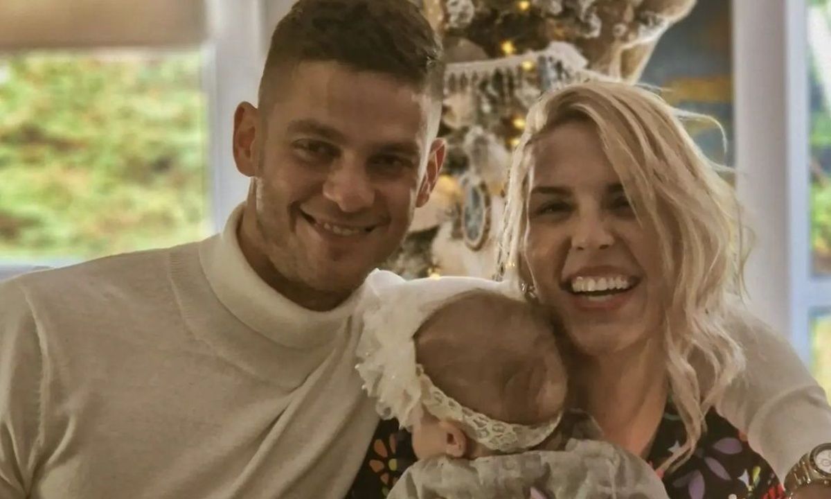 Μαντώ Γαστεράτου: Η φώτο με τον αδερφό της και τη μικρή Κυβέλη