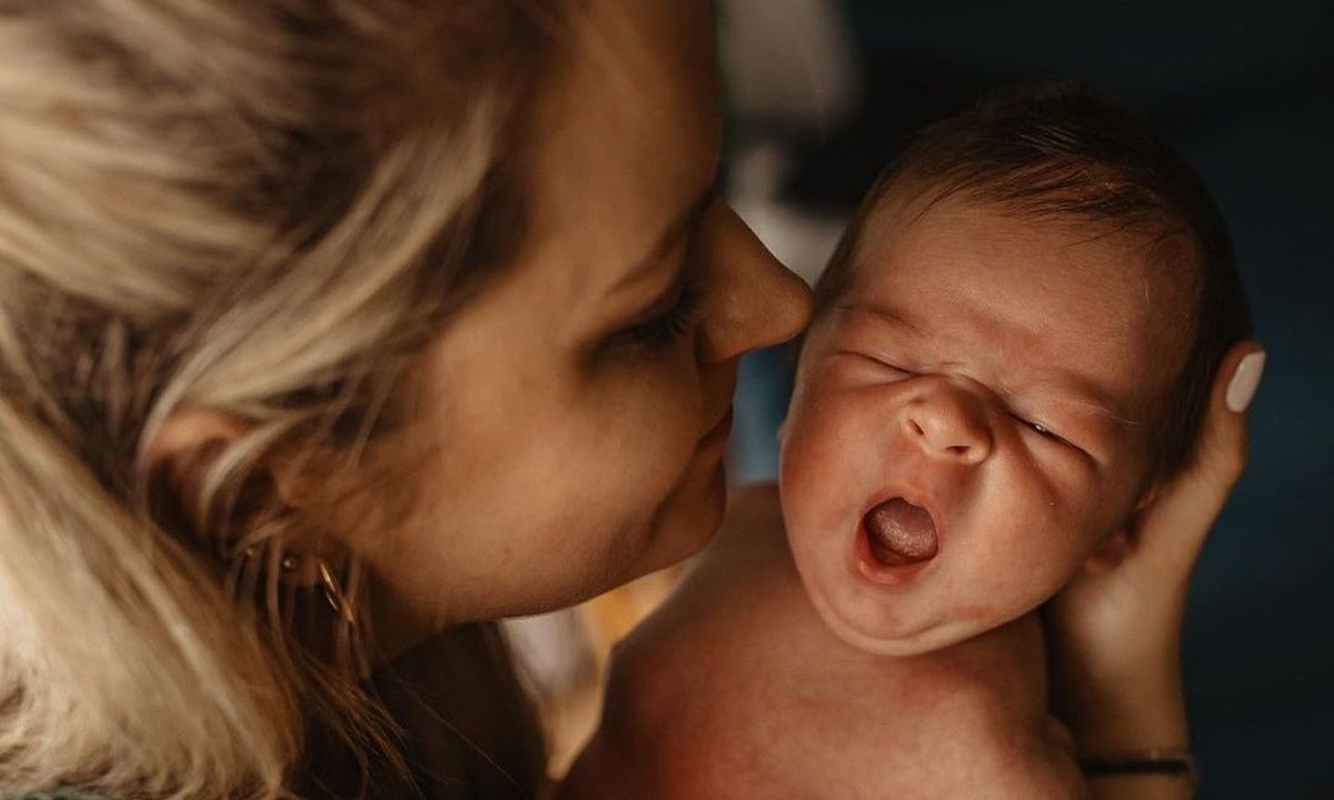 Νεογέννητα χασμουριούνται - Οι πιο cute εικόνες