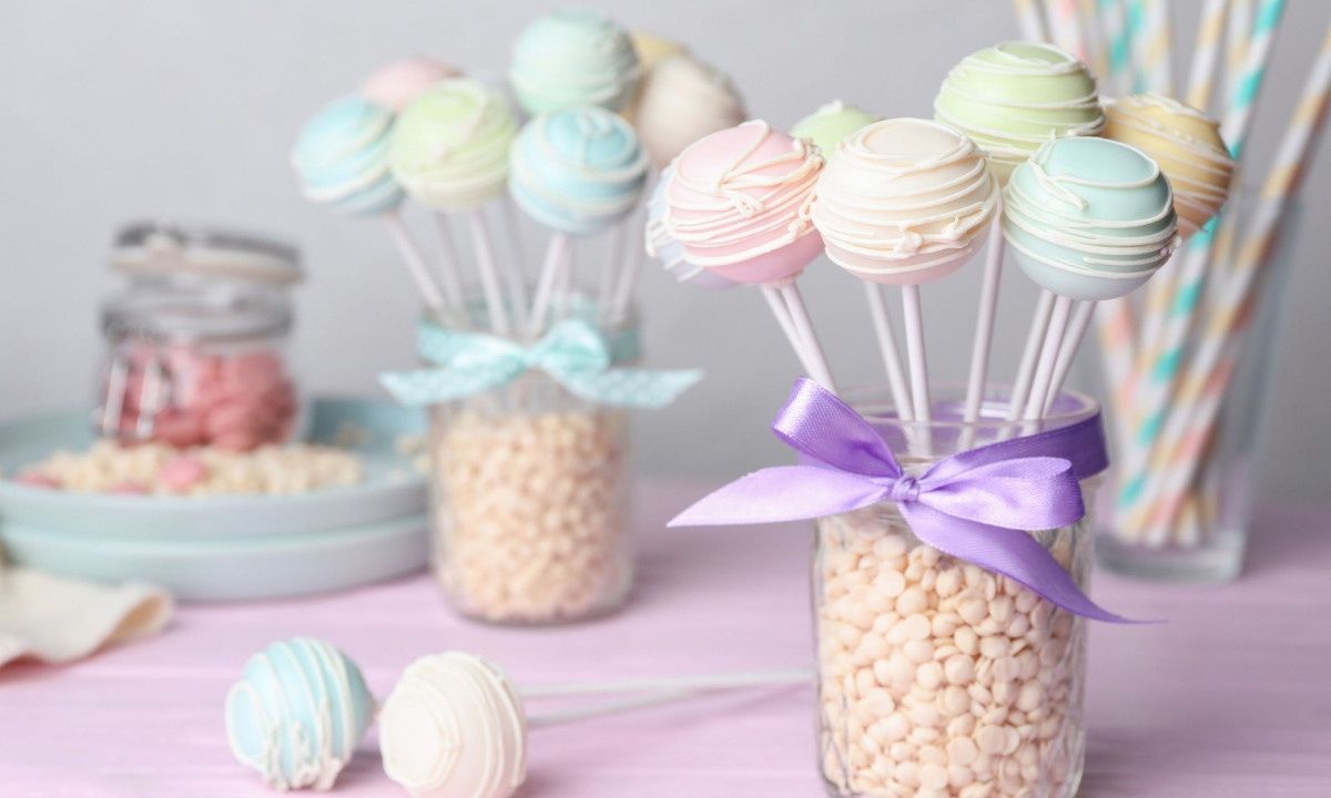 Παιδικό πάρτι γενεθλίων την άνοιξη: Ιδέες για τα γλυκά στον μπουφέ