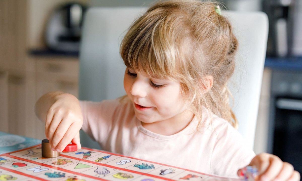 Συμβουλές για να ενισχύσετε τη μνήμη του παιδιού