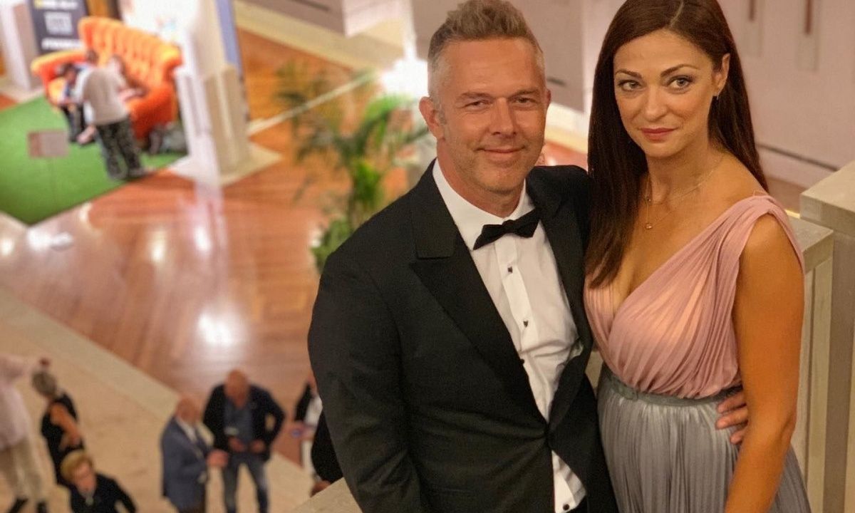 Χρήστος Λούλης & Έμιλυ Κολιανδρή είναι «Maestro» στις οικογενειακές και #couplegoals φωτογραφίες