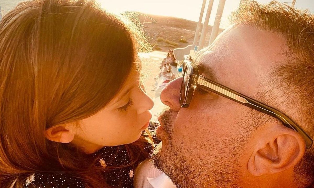 Αντώνης Ρέμος: Η νέα φώτο με την κόρη του Ελένη και την Υβόννη