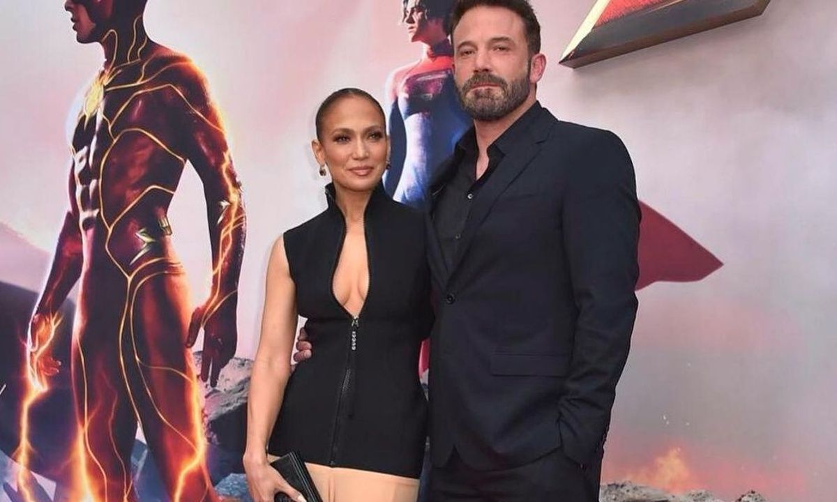 Ο Affleck ημίγυμνος στο ντους και ο πρώην της Lopez ξανά μπαμπάς: Τα σχόλια που «δίκασαν» τη star