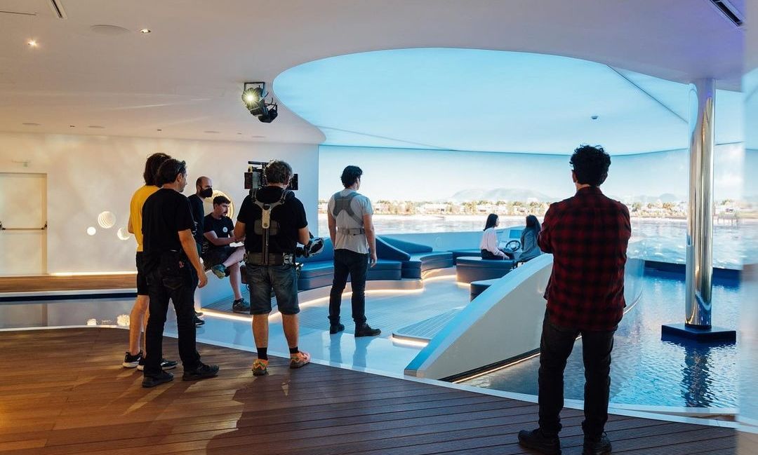 Maestro: Ο Παπακαλιάτης έκανε γυρίσματα της σειράς στο The Ellinikon Experience Centre του Ελληνικού