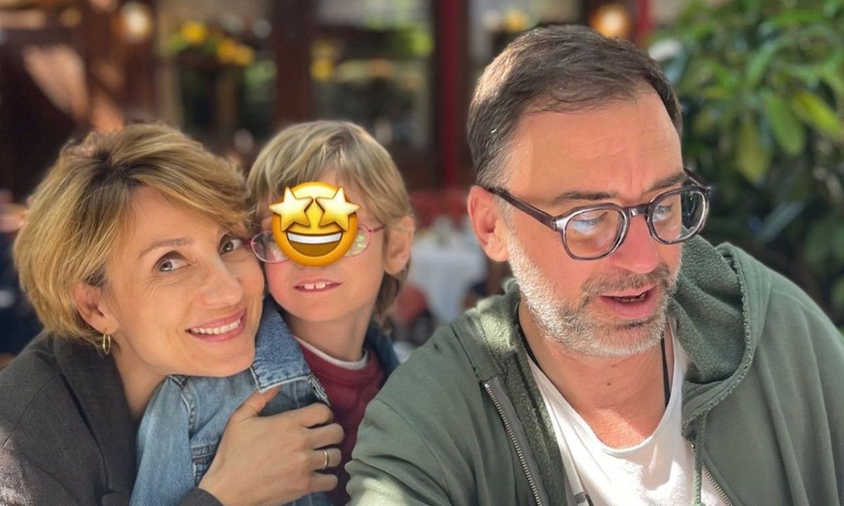 Ευδοκία Ρουμελιώτη: Στο αεροδρόμιο με τον γιο της