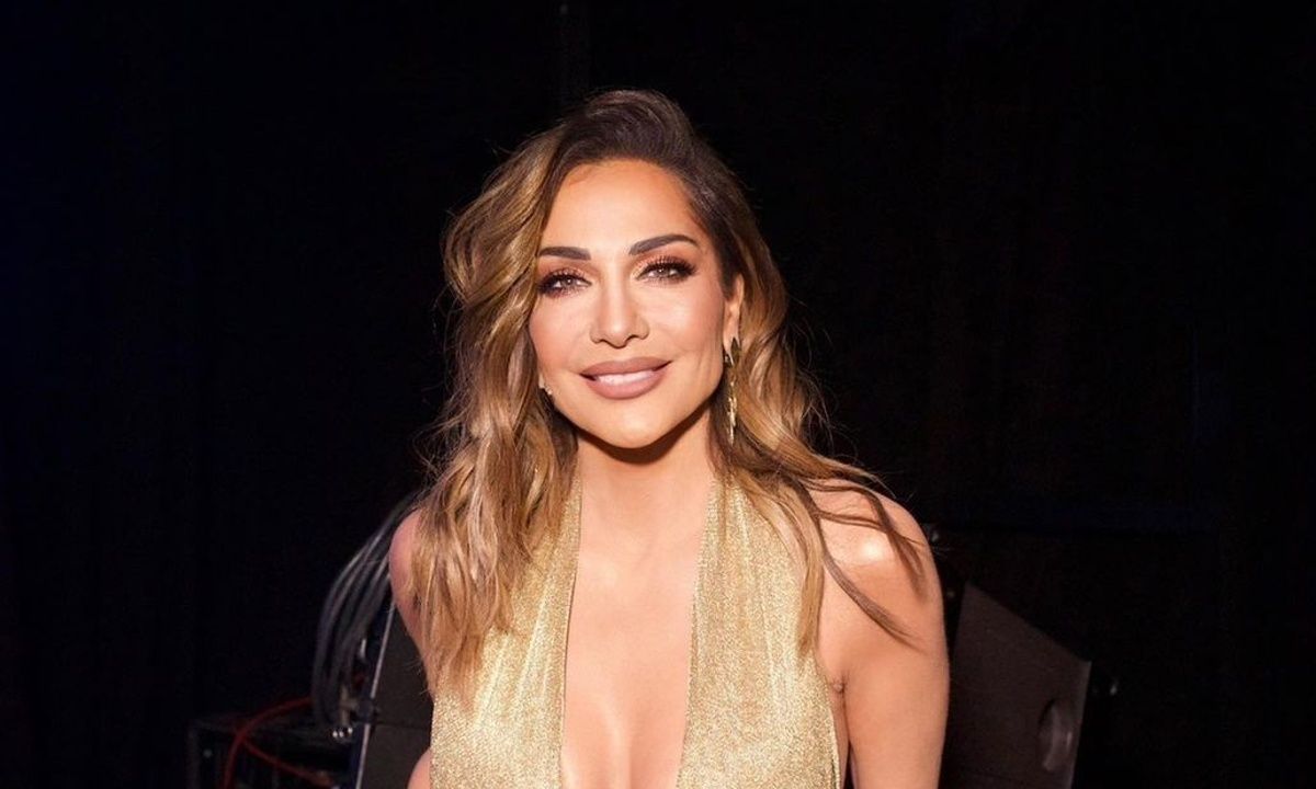 Η Δέσποινα Βανδή άλλαξε χρώμα και μήκος στα μαλλιά της