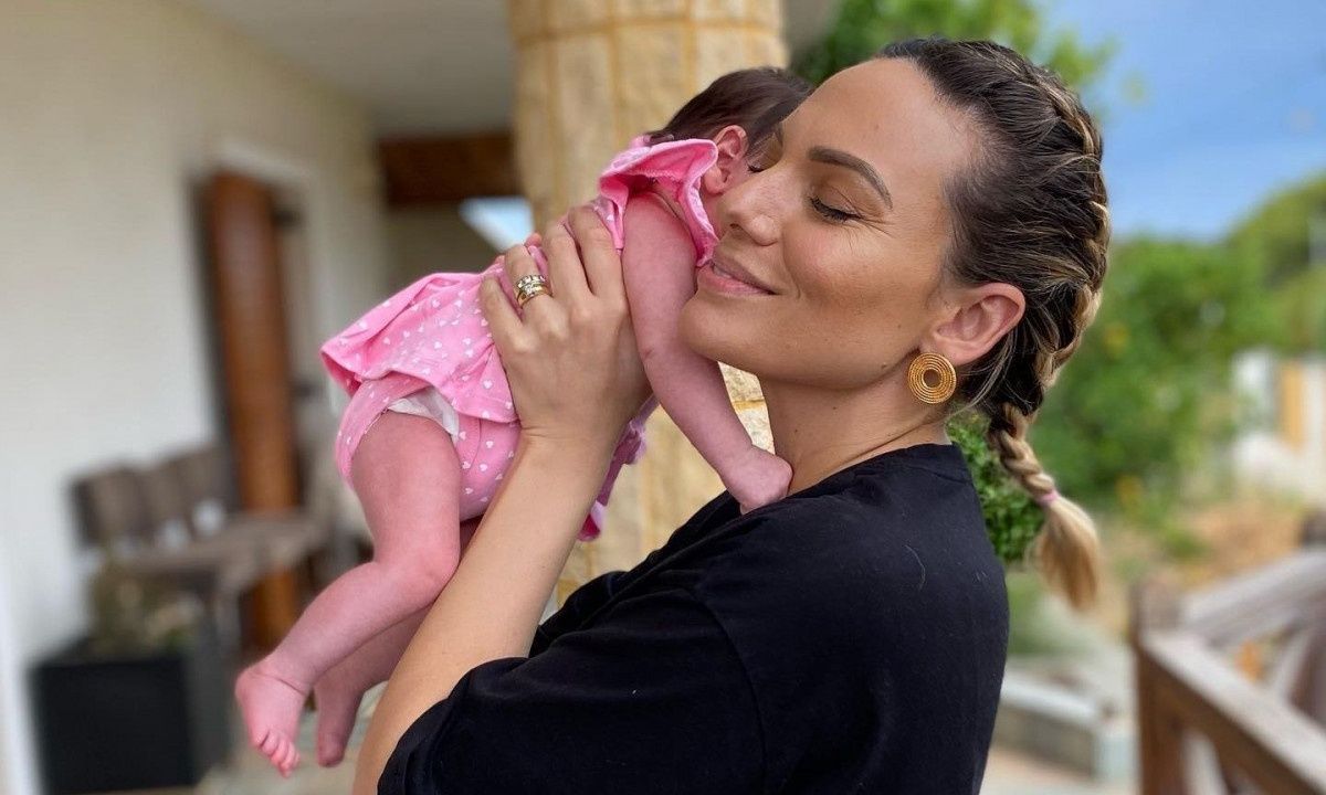 Η κόρη της Μαλέσκου είναι στιλάτη από κούνια και έχει ήδη πολλές φωτογραφίες