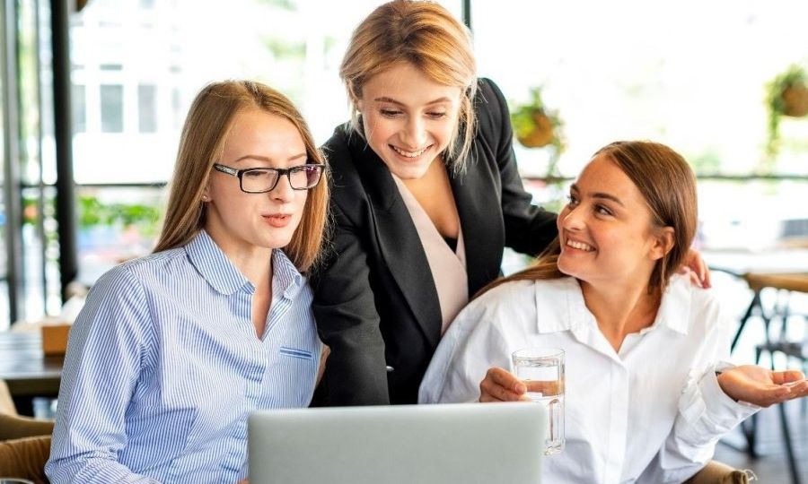 Ξεκίνα την καριέρα που ονειρεύεσαι με το Live a Legacy Internship Program από τη Mastercard