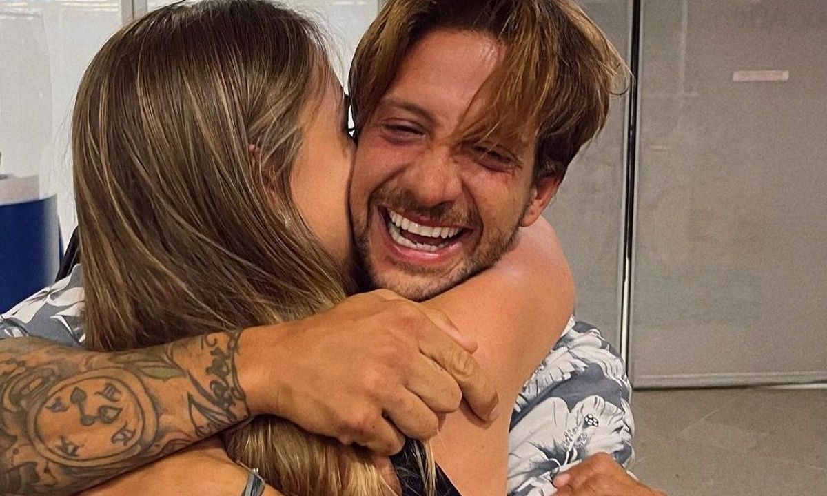 H Survivor All Star συνάντηση στο μαγαζί του Μπόγδανου και η αδερφική σχέση με τον Μαρτίκα