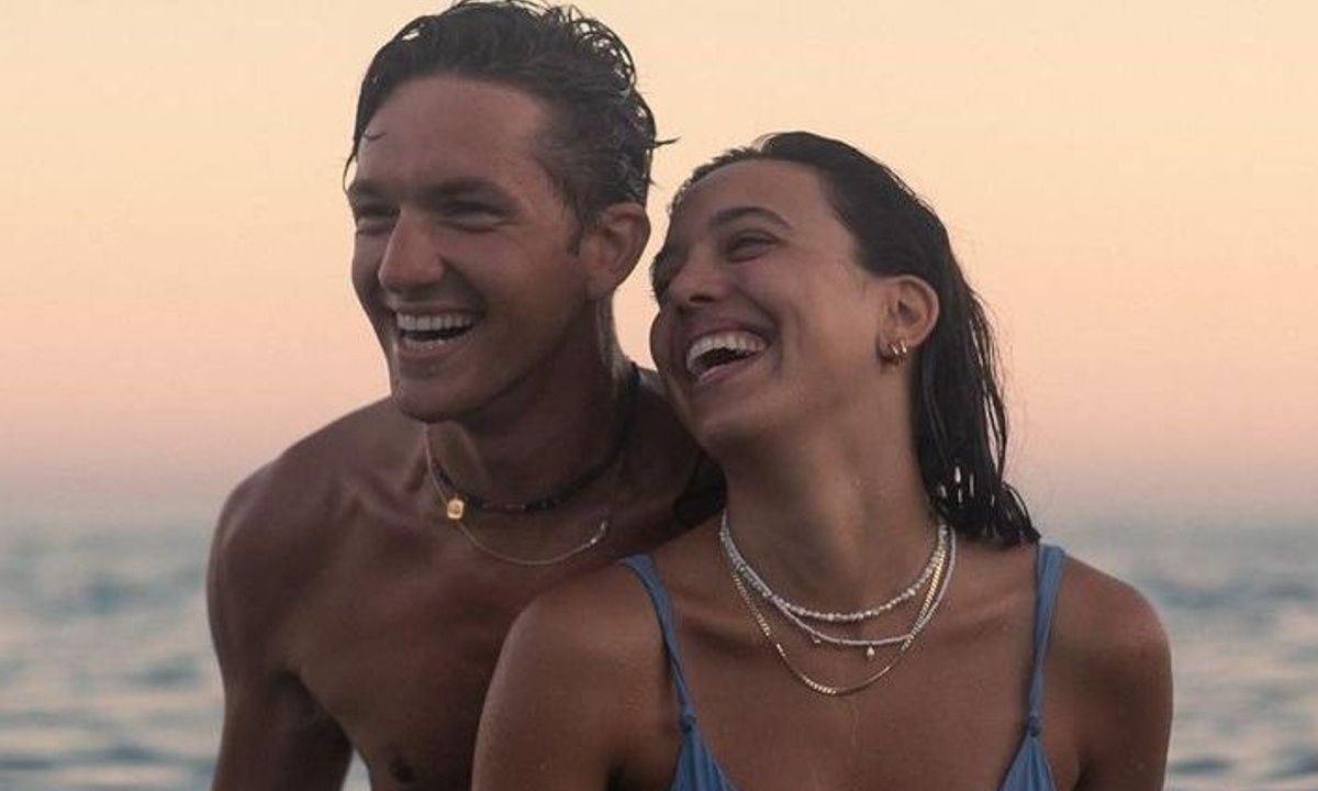 Ταμπακάκης & Χατζηιωάννου: «Μαύρο Ρόδο» και «Σασμός» σε διακοπές στα Κουφονήσια