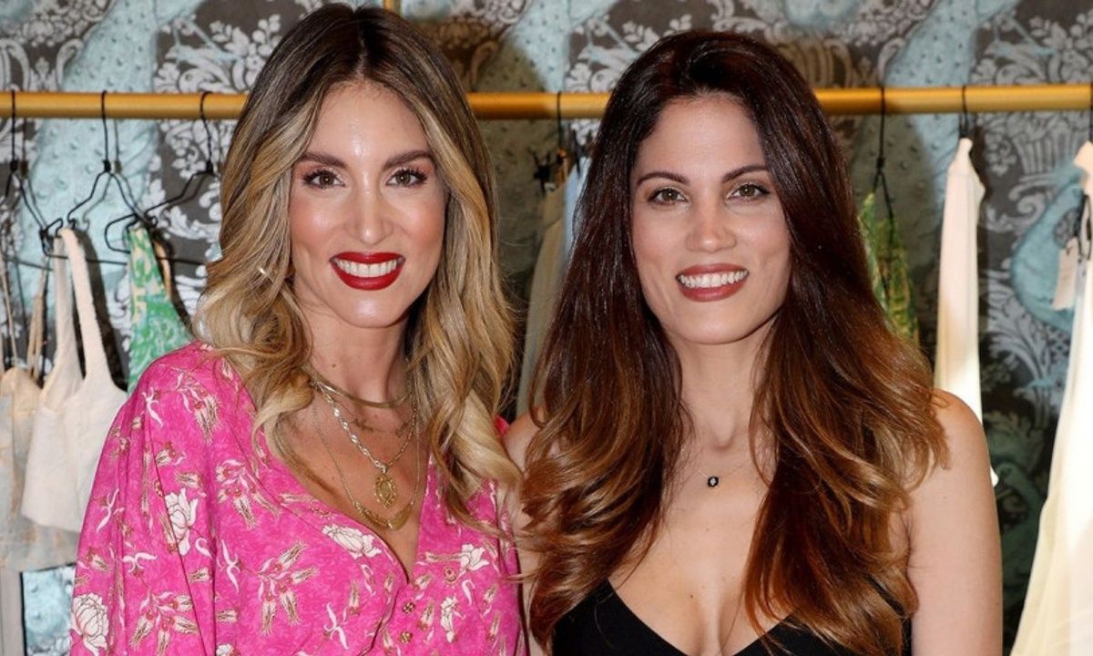 Εγκαίνια Συνατσάκη: Η μεγάλη αλλαγή της αδερφής της, Αλίκης, και η ευχή του Βασάλου