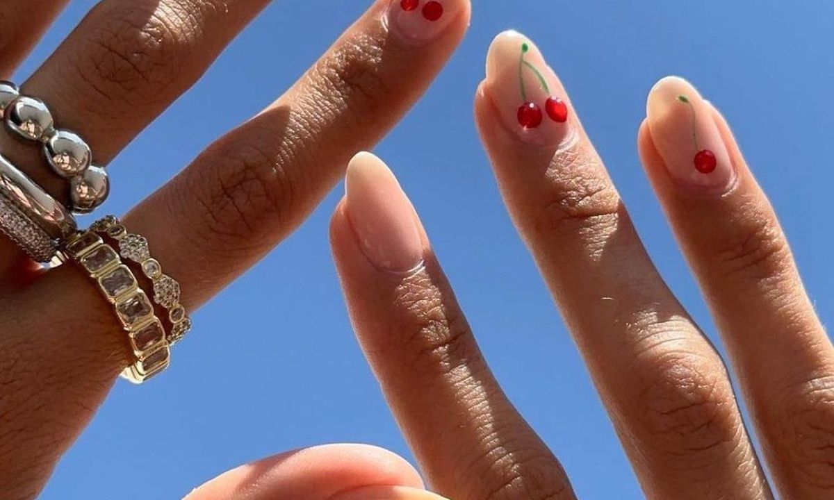 Το χρώμα είναι το μυστικό: 7 καλοκαιρινά σχέδια στο manicure