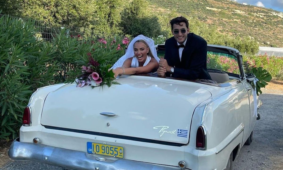 Konnie Μεταξά - Μάριος Καπότσης: Οι couple goal πόζες τους