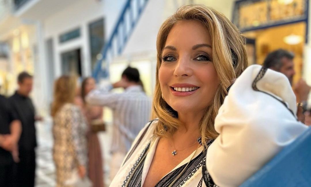 Άντζελα Γκερέκου: Οι βόλτες στη Μύκονο με την κόρη της, Μαρία Βοσκοπούλου