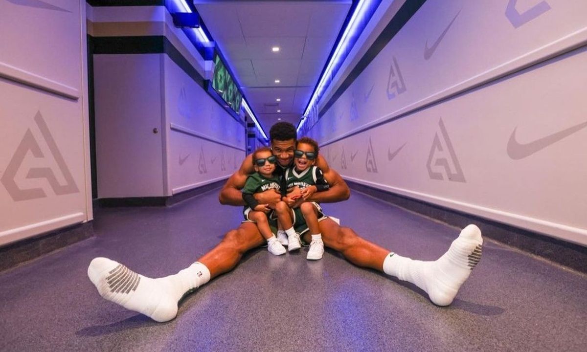 Η σύζυγος του Aντετοκουνμπο είπε μια μεγάλη αλήθεια για τη ζωή με νήπια