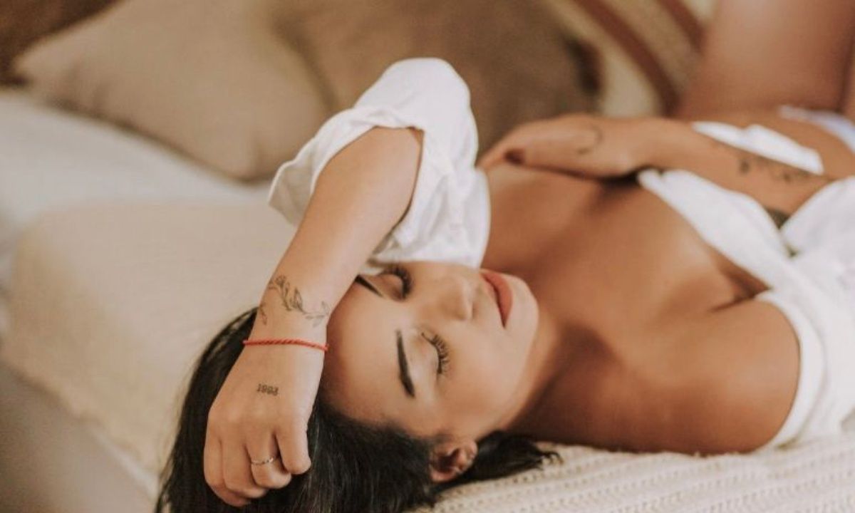5 συνήθειες που καταστρέφουν τον ύπνο σου (μαζί με την κατανάλωση υπερβολικής ποσότητας νερού)